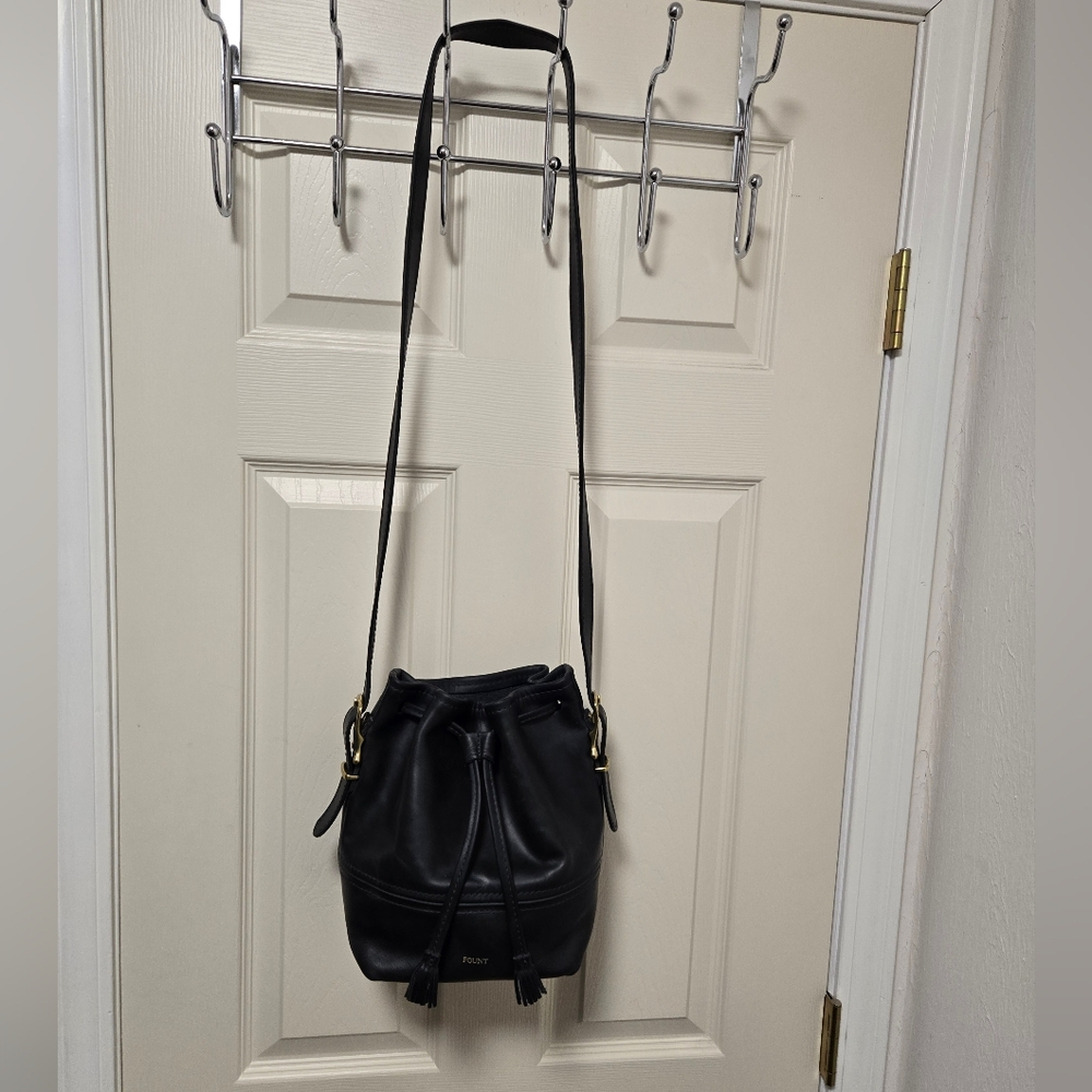 Fount Leather Classic Coventry Bucket Bag (PLEASE READ DESCRIPTION)